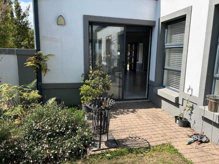 3 Bedroom Property for Sale in Blue Mountain Village Western Cape